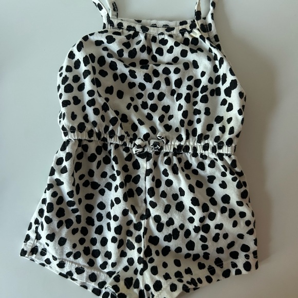 Old Navy Other - Old Navy Black and White Spotted Kids Romper
